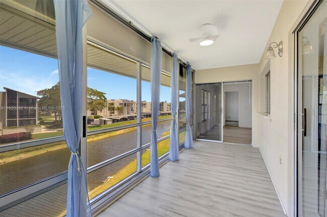 Building Photo - 5540 Tamberlane Cir
