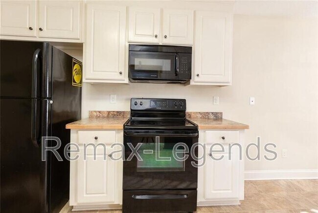 Building Photo - 947 Haymon Dr