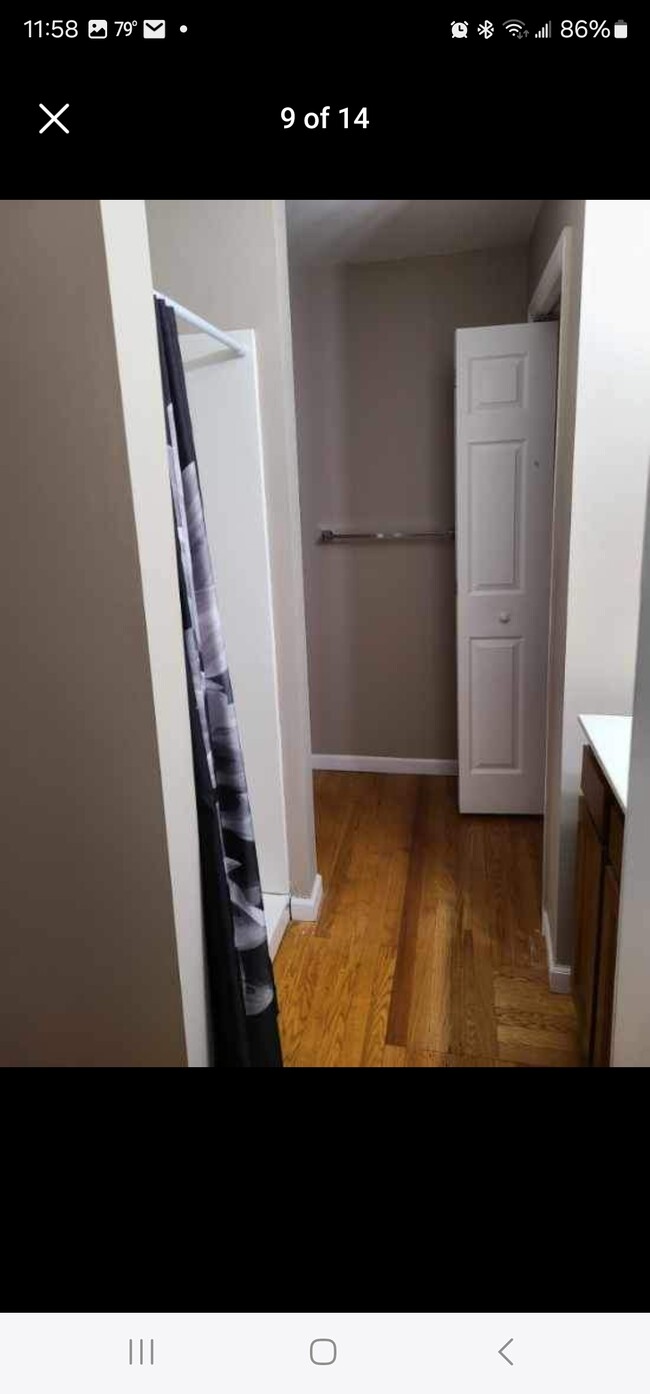 Building Photo - 121 Brunswick Rd