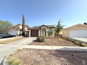 Building Photo - East El Paso 3 bed Refrig A/C with Solar P...