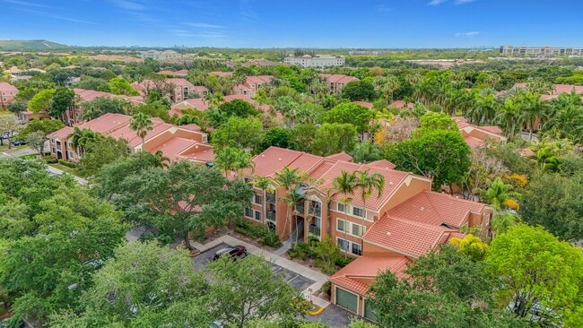 Building Photo - Super Cozy 2 bedroom in Desirable Neighborhood in coconut creek