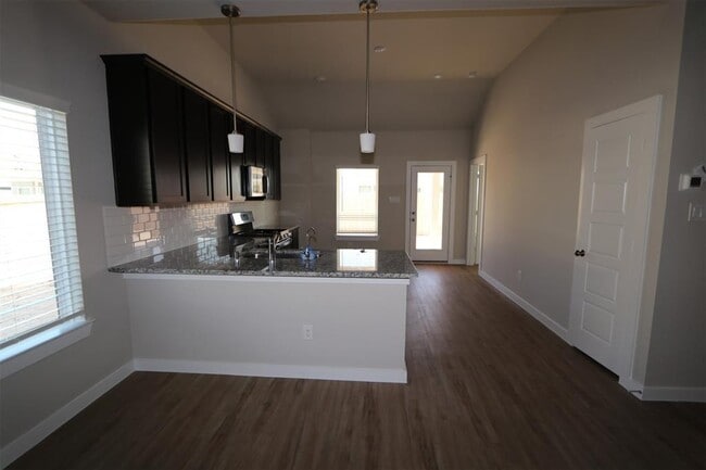 Building Photo - 32007 Brilliant Sun Ct