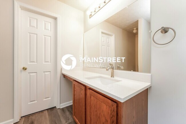 Building Photo - 4 Bedroom Pet-Friendly Home in Lithonia, G...