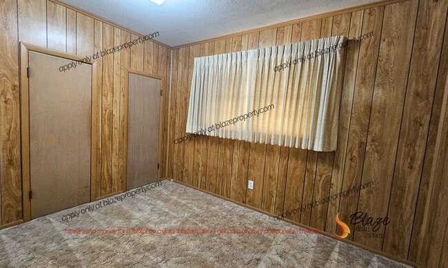 Building Photo - 4 bedroom 2 bathroom home in Lawndale read...