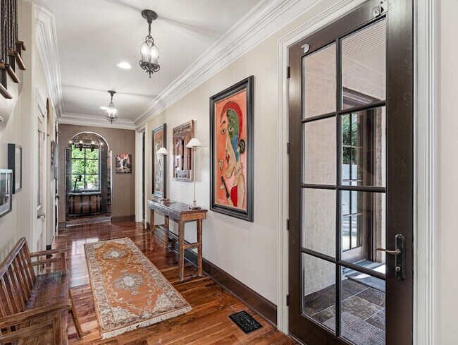 Building Photo - 3807 Harding Pl