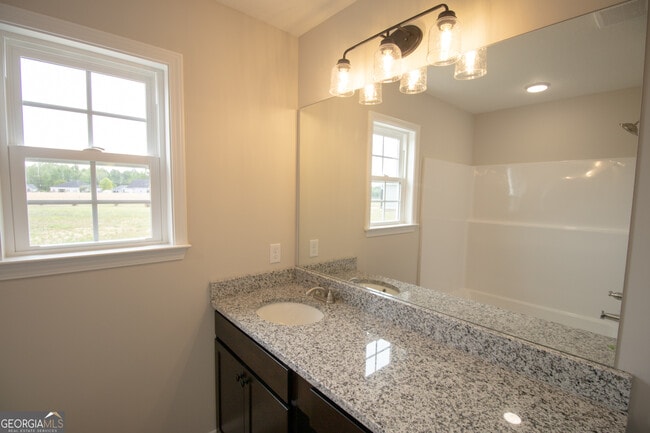 Building Photo - 122 Enclave Ct