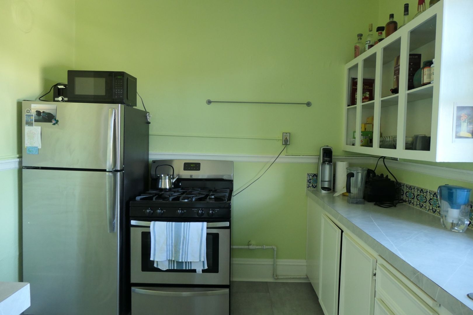 Building Photo - 2109 NW Irving St