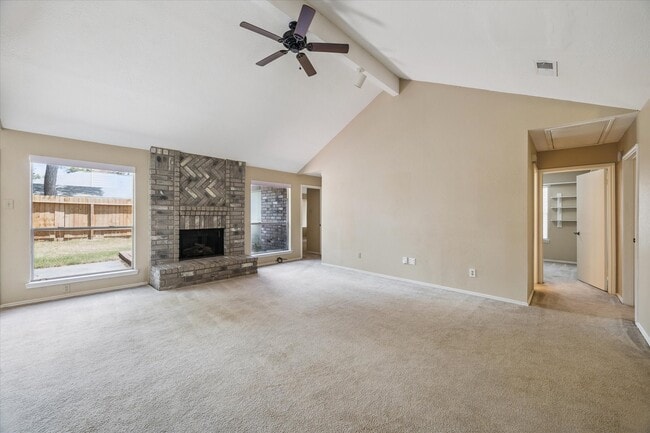 Building Photo - 16330 Leamington Ln