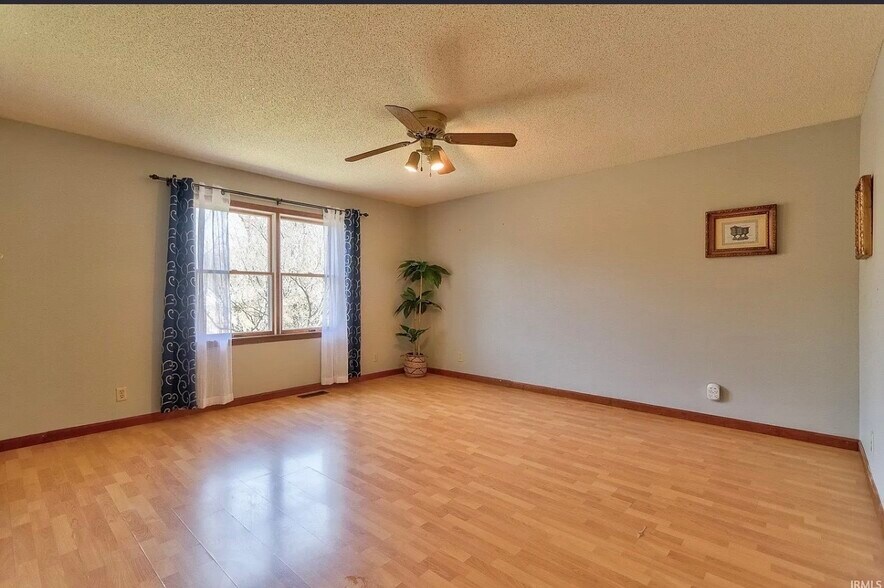 Building Photo - 1210 Char Lee Dr