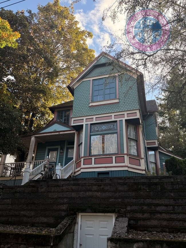 Building Photo - pal5781