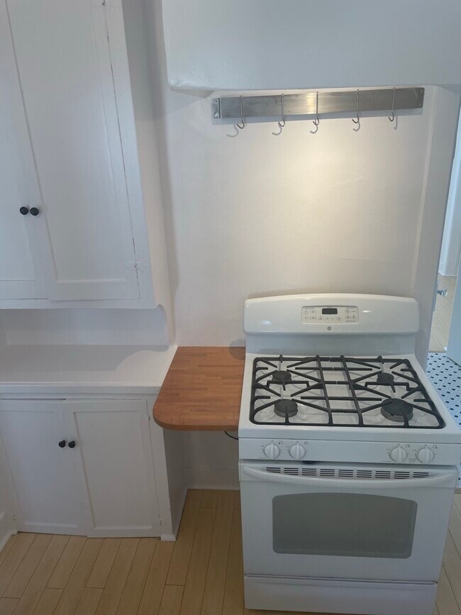 Custom kitchen built-ins - 1223 N Orange Grove Ave