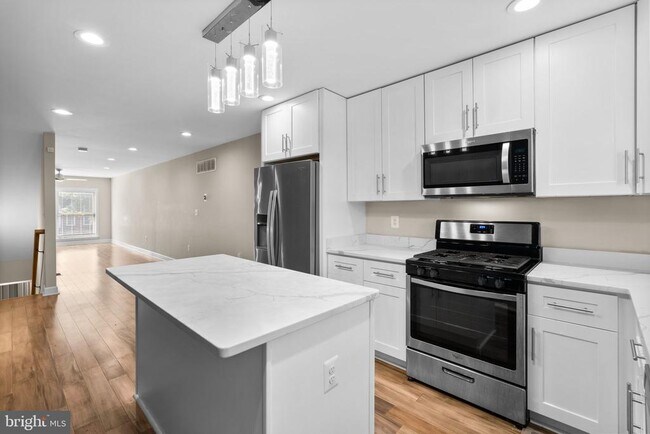 Building Photo - 1162 Nanticoke St