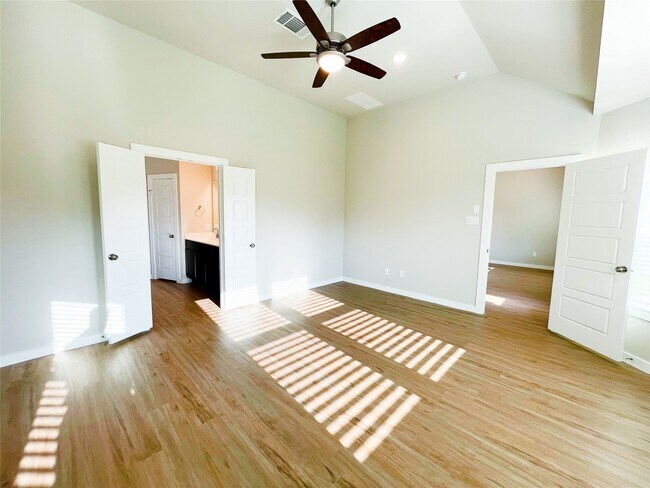 Building Photo - 8623 Oceanmist Cv Dr