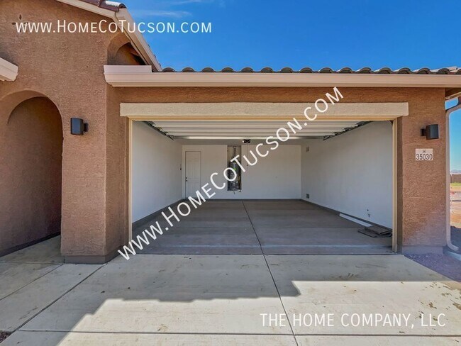 Building Photo - 35030 S Stargazer Ave