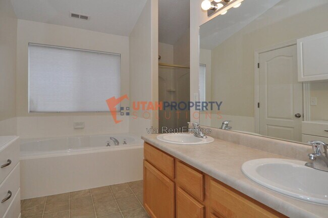 Building Photo - 6698 Balfour Ln W