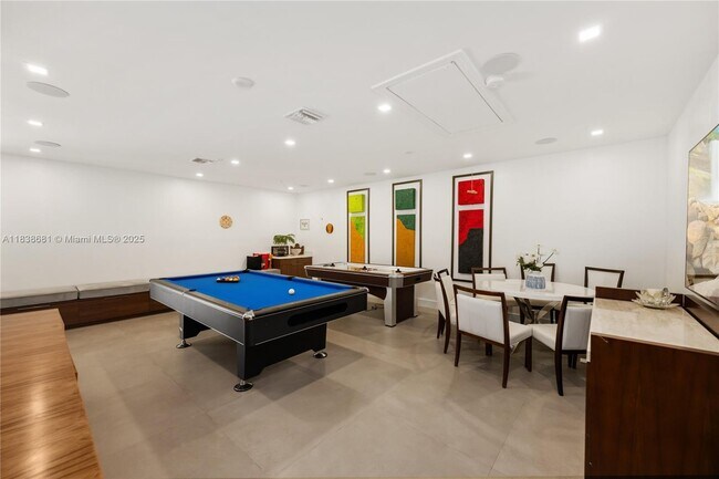 Building Photo - 9465 NW 52nd Doral Ln