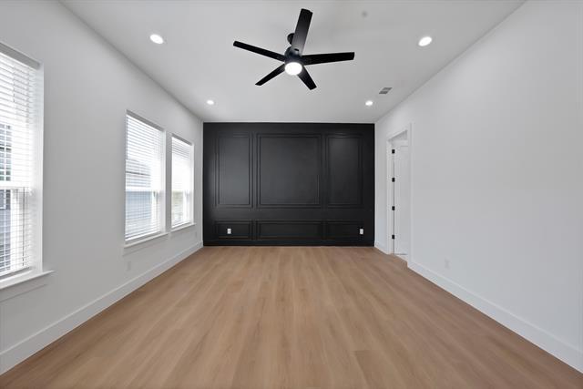 Building Photo - 308 E 7th St