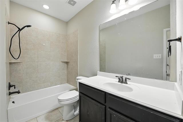 Building Photo - 2401 Fall Leaf Ct