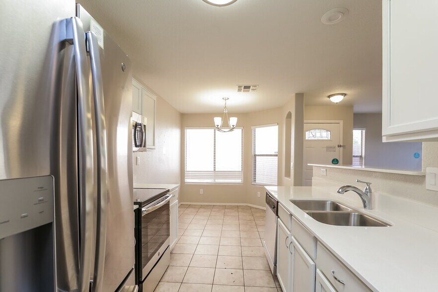 Building Photo - 1901 N 129th Ave