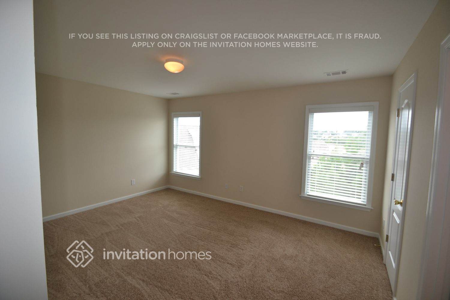 Building Photo - 1383 Sandrock Ln SW