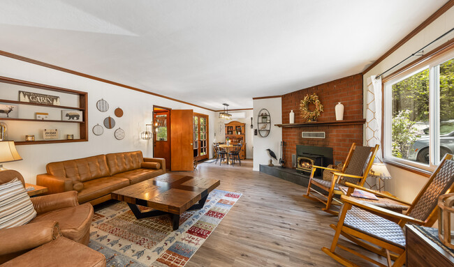 Building Photo - 54700 S Circle Dr