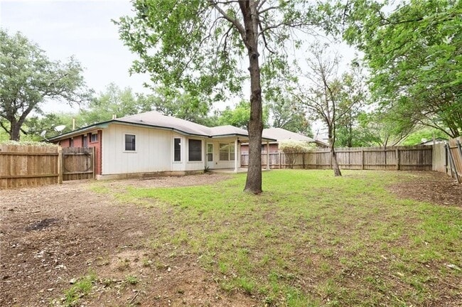 Building Photo - 9417 Bradner Dr