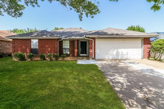 Primary Photo - 6410 Running Creek Dr