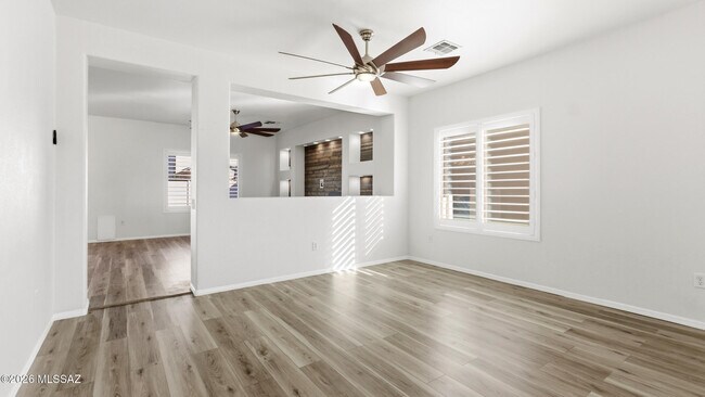 Building Photo - 33915 S Colony Dr