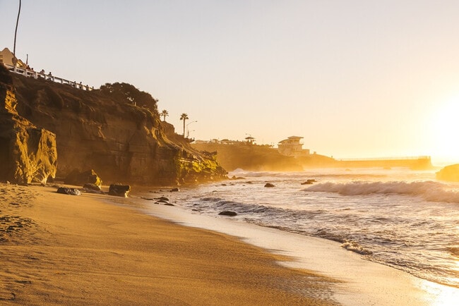 Building Photo - 6421 Carthage St