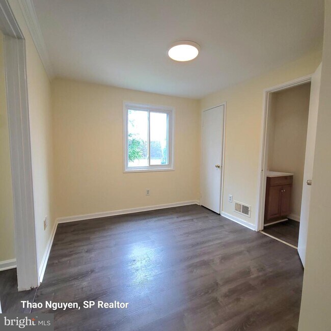 Building Photo - 10534 Cambridge Ct
