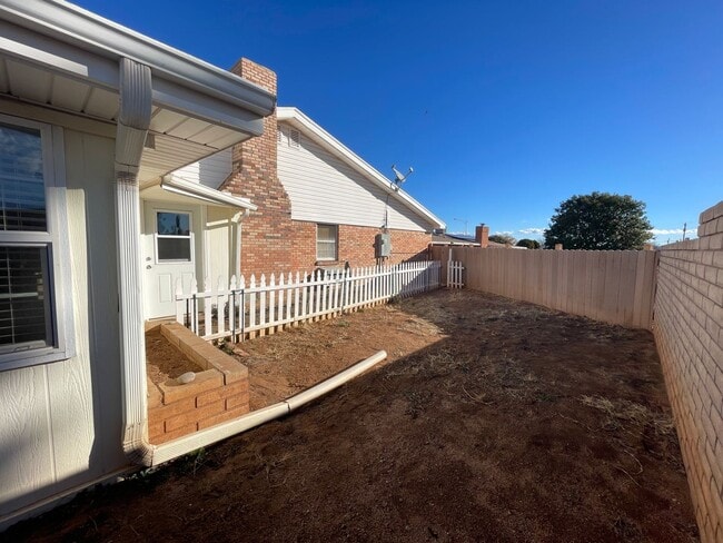 Building Photo - 4700 Citadel Dr
