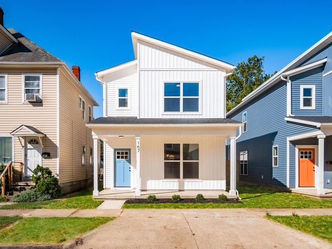 Building Photo - 167 Wisconsin Ave