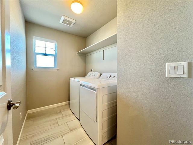 Building Photo - 11840 Dodworth St