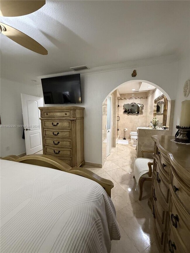 Building Photo - 14831 SW 82nd St