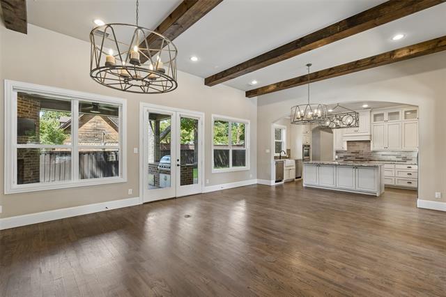 Building Photo - 2737 Farmers Branch Ln