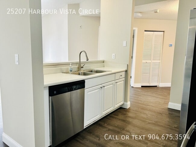 Building Photo - 25207 Harbour Vista Cir