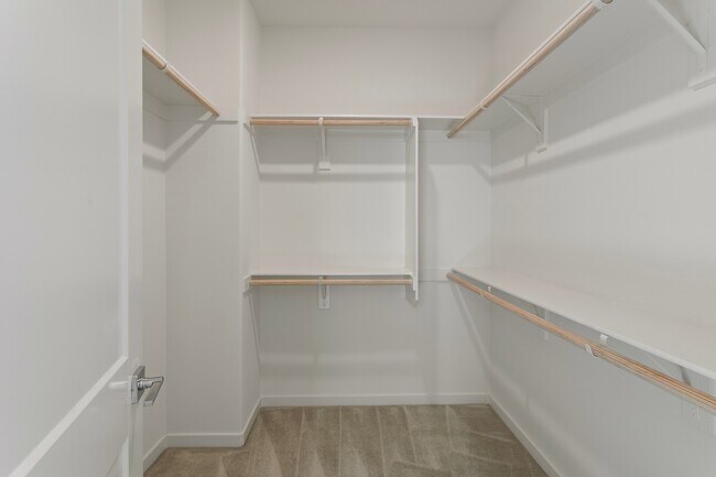 Building Photo - 839 Cranberry Way