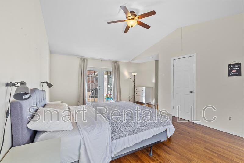 Building Photo - 12958 Ambois Dr