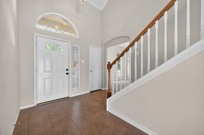 Building Photo - 15411 Redbud Dale Ct