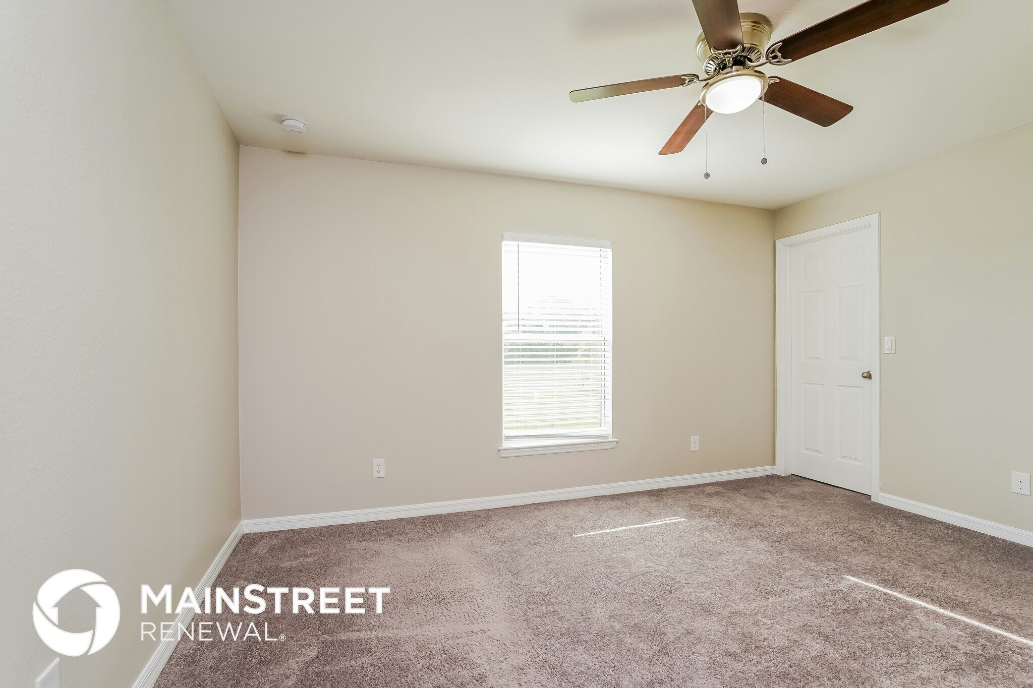 Building Photo - 2141 NW 18th Pl