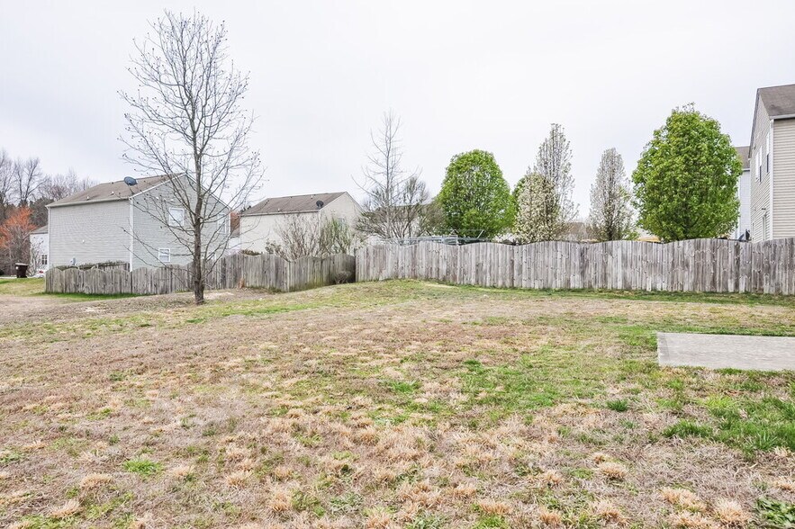Building Photo - 1020 Gelfield Rd