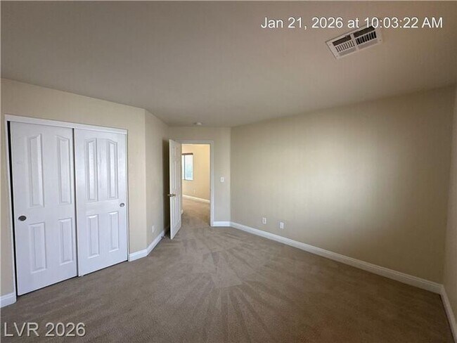 Building Photo - WONDERFUL NW HOME LOCATED IN THE ELKHORN RANCH COMMUNITY!!