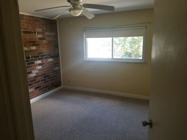 Bedroom #1 - 218 N Poplar St