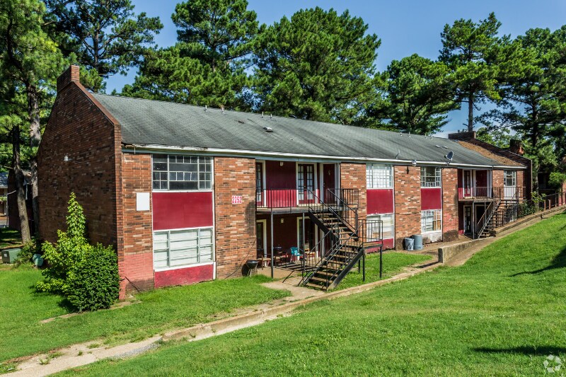 Primary Photo - 2295 Candlewyck Cir