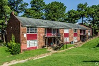 Building Photo - 2295 Candlewyck Cir