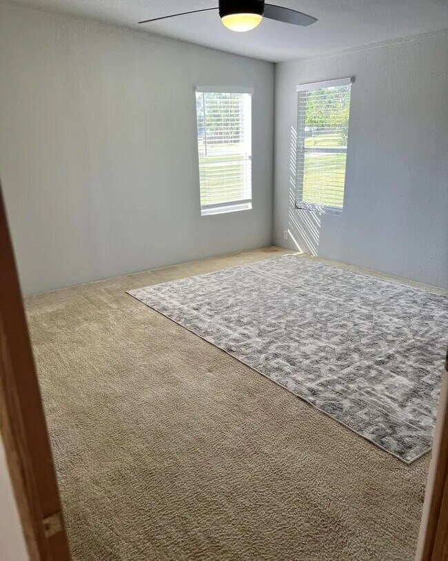 Building Photo - 6254 Shady Creek Dr