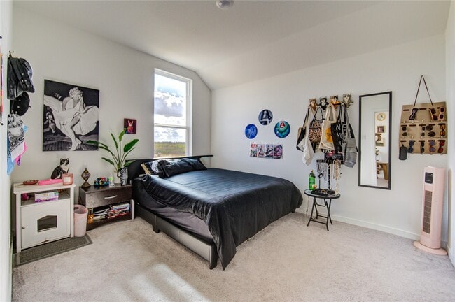 Building Photo - 21255 Doubtful Cyn Dr