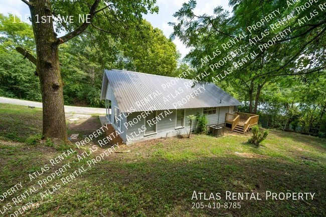 Building Photo - 115 1st Ave NE