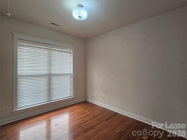 Building Photo - 2615 Merion Hills Ct