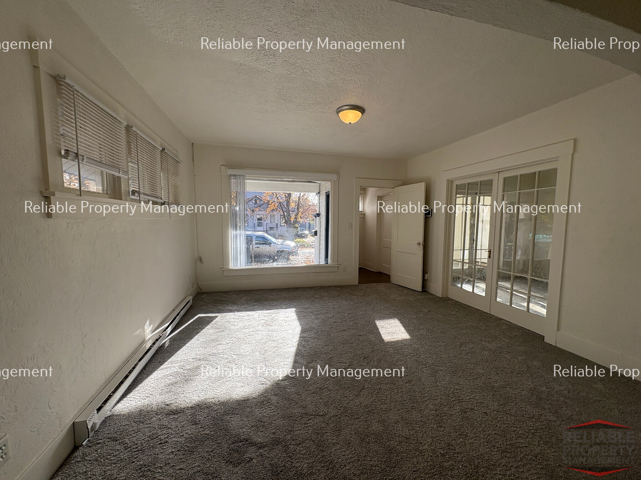 Building Photo - 562 I St